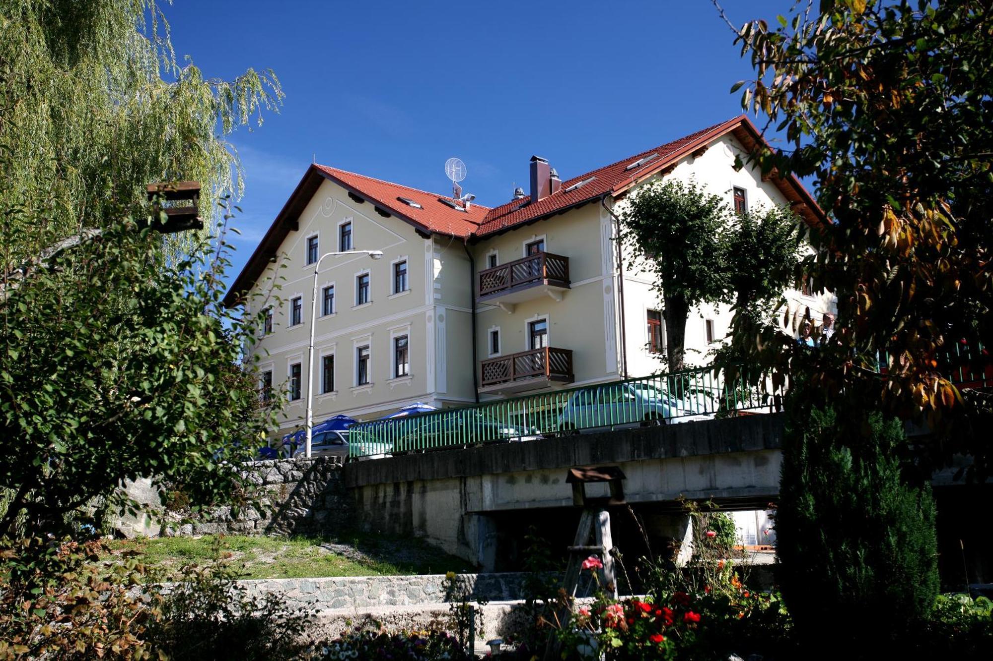 Hotel Bitoraj 퓨지네 외부 사진